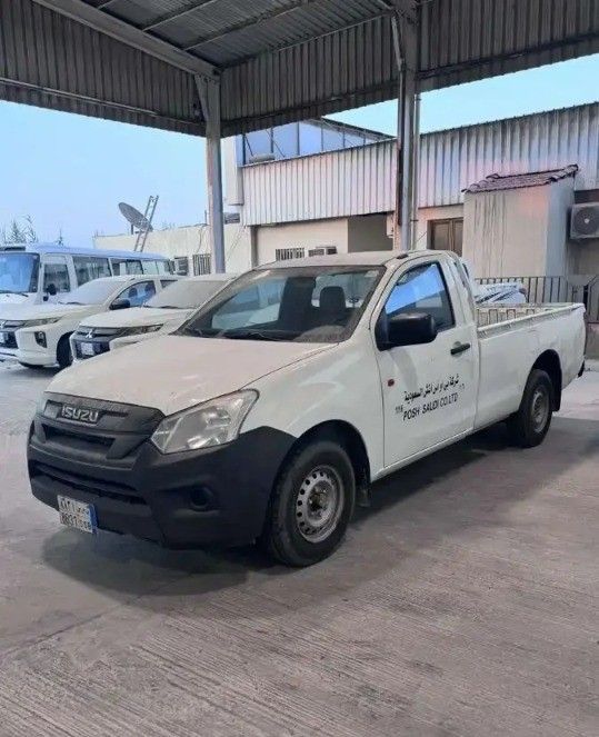 مستعملة Isuzu D-Max فيس ليفت الثاني, 2.5 l, 2020 في في المملكة العربية السعودية, الدمام من معرض اعتماد الشرقية للسيارات، اللون أبيض.  | AUTO.AE | إعلان #261943