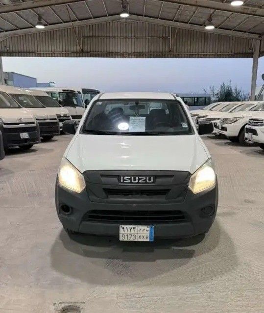 Подержанный Isuzu D-Max II Рестайлинг, 2.5 л, 2020 в Саудовская Аравия, Даммам от معرض اعتماد الشرقية للسيارات Белый цвет.  | AUTO.AE | Объявление #262069