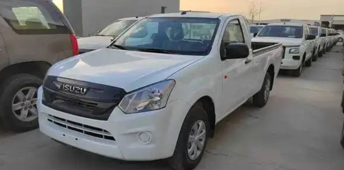 Новый Isuzu D-Max II Рестайлинг, 2.5 л, 2026 в Саудовская Аравия, Даммам от معرض أبو سيف الشهري للسيارات Белый цвет.  | AUTO.AE | Объявление #265104