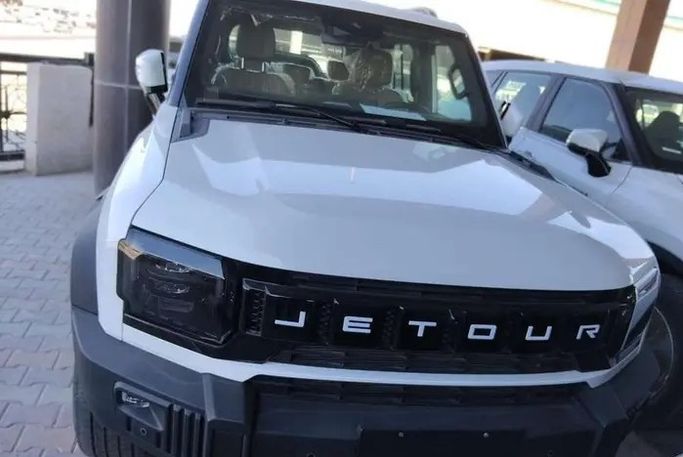 جديدة Jetour T2، 2.0 لتر، 2025 في المملكة العربية السعودية، الدمام من معرض مركبة العز، اللون أبيض.  | AUTO.AE | إعلان #296122