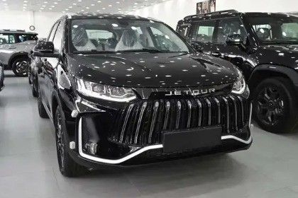 جديدة Jetour X50, 1.5 l, 2026 في في المملكة العربية السعودية, الدمام من معرض علي الصادق للسيارات، اللون أسود. مواصفات الخليج | AUTO.AE | إعلان #263783