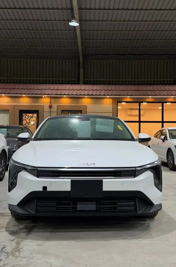 New Kia K4, 1.6 l, 2026 in Saudi Arabia, Dammam by شركة بن قير للسيارات, White color. GCC Specs | AUTO.AE | Listing #266942
