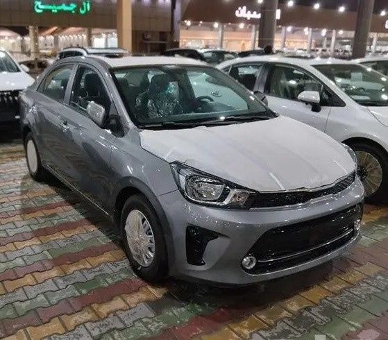 Новый Kia Pegas, 1.4 л, 2026 в Саудовская Аравия, Даммам от معرض مركبة العز Серебристый цвет.  | AUTO.AE | Объявление #295882