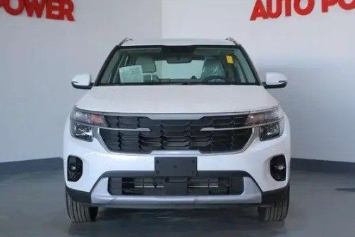 New Kia Seltos I Facelift, 1.5 l, 2025 in Saudi Arabia, Dammam by معرض اوتو باور, White color.  | AUTO.AE | Listing #263723