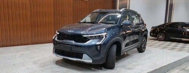 جديدة Kia Sonet أنا فيس ليفت, 1.5 l, 2026 في في المملكة العربية السعودية, الدمام من الرفقة الفاخرة للسيارات، اللون أزرق داكن.  | AUTO.AE | إعلان #262249