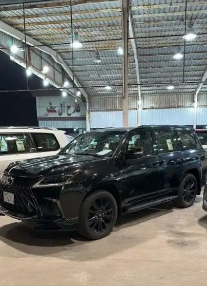 Подержанный Lexus LX 570 III Рестайлинг 2, 5.7 л, 2019 в Саудовская Аравия, Даммам от معرض اعتماد الشرقية للسيارات Черный цвет.  | AUTO.AE | Объявление #262055