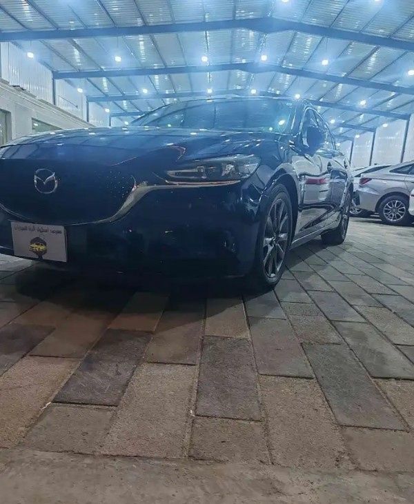 Подержанный Mazda 6 III (GJ) Рестайлинг 2, 2.5 л, 2023 в Саудовская Аравия, Даммам от معرض اسطول الدرة للسيارات Тёмно-синий цвет.  | AUTO.AE | Объявление #296037 — фото 2 из 11