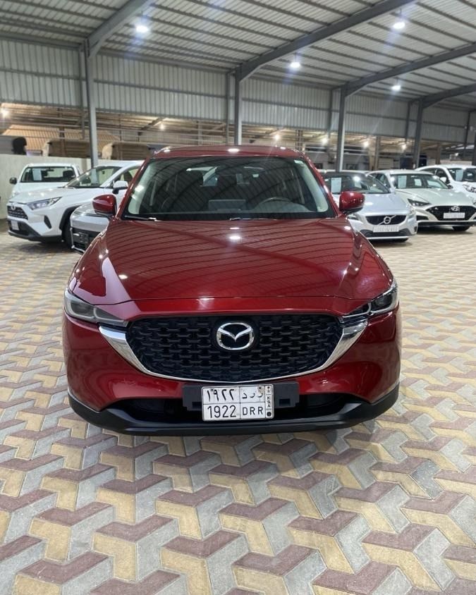 Подержанный Mazda CX-5 II Рестайлинг, 2.5 л, 2023 в Саудовская Аравия, Даммам от مجموعة الخليج للسيارات Красный цвет.  | AUTO.AE | Объявление #262326