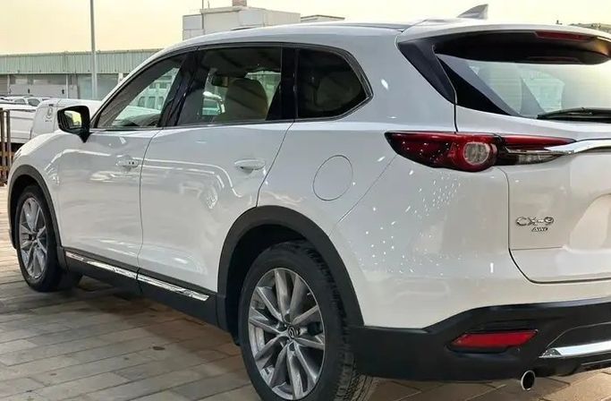 Подержанный Mazda CX-9 II Рестайлинг, 2.5 л, 2024 в Саудовская Аравия, Даммам от معرض اسطول الدرة للسيارات Белый цвет.  | AUTO.AE | Объявление #296035 — фото 6 из 15