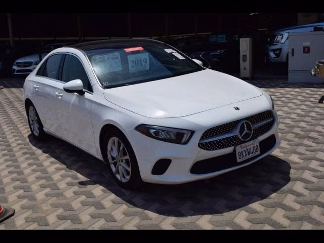 Подержанный ⁦Mercedes-Benz A-Class 220 IV (W177), 2.0 л, 2019⁩ в Саудовская Аравия, Даммам от معرض مجموعة السلام Al-salam gulf Белый цвет.  | AUTO.AE | Объявление #290819