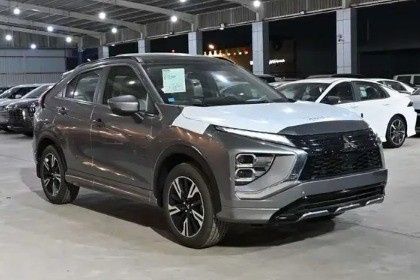 Новый Mitsubishi Eclipse Cross I Рестайлинг, 1.5 л, 2025 в Саудовская Аравия, Даммам от معرض علي الصادق للسيارات Серый цвет. GCC | AUTO.AE | Объявление #263997