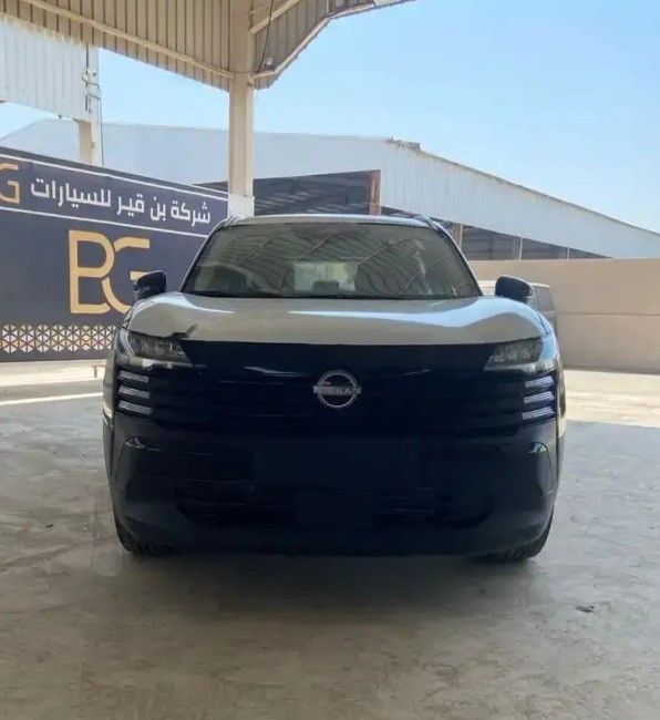 New Nissan Kicks II (P16), 2.0 l, 2025 in Saudi Arabia, Dammam by شركة بن قير للسيارات, Black color.  | AUTO.AE | Listing #280983