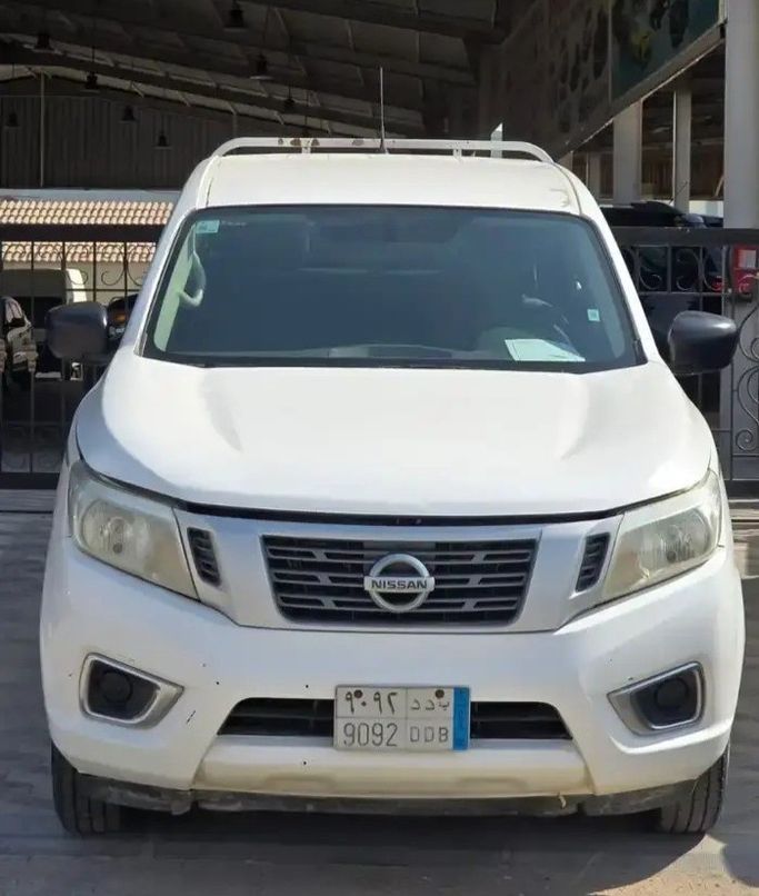 Подержанный Nissan Navara (Frontier) IV (D23), 2.5 л, 2016 в Саудовская Аравия, Даммам от معرض شبيب للسيارات Белый цвет.  | AUTO.AE | Объявление #280586