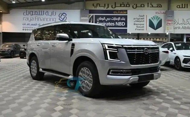 Новый Nissan Patrol VII (Y63), 3.8 л, 2026 в Саудовская Аравия, Даммам от معرض مجموعة الفجر الجديد للسيارات Серебристый цвет.  | AUTO.AE | Объявление #259389