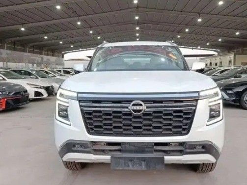 جديدة Nissan Patrol سابعاً (Y63), 3.8 l, 2026 في في المملكة العربية السعودية, الدمام من معرض اوتو باور، اللون أبيض.  | AUTO.AE | إعلان #263740
