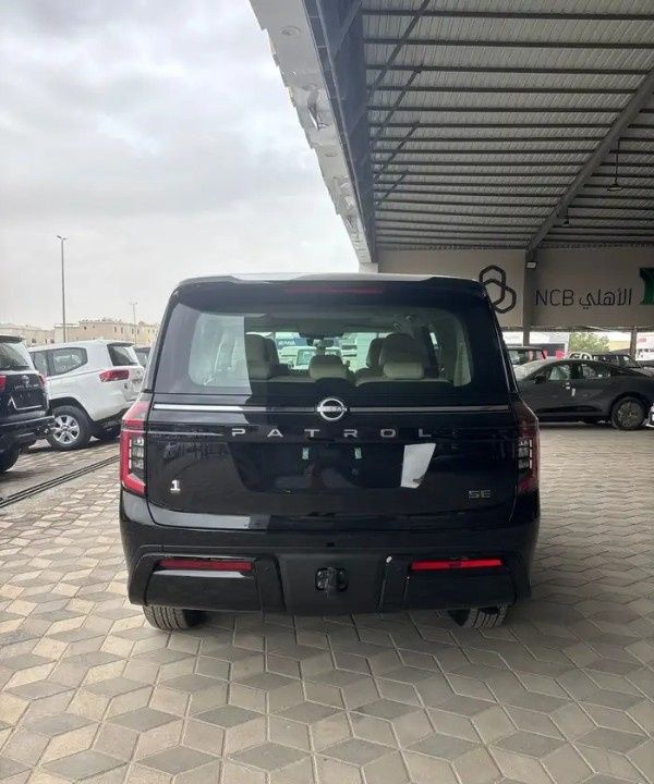 جديدة Nissan Patrol سابعاً (Y63)، 3.8 لتر، 2026 في المملكة العربية السعودية، الدمام من معرض ون كارز للسيارات One Cars، اللون أسود.  | AUTO.AE | إعلان #295232 — صورة 6 من 11