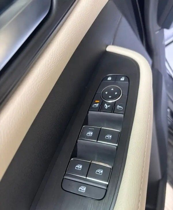 جديدة Nissan Patrol سابعاً (Y63)، 3.8 لتر، 2026 في المملكة العربية السعودية، الدمام من معرض ون كارز للسيارات One Cars، اللون أسود.  | AUTO.AE | إعلان #295232 — صورة 10 من 11