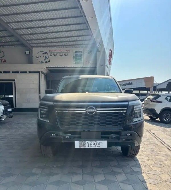 جديدة Nissan Patrol سابعاً (Y63)، 3.8 لتر، 2026 في المملكة العربية السعودية، الدمام من معرض ون كارز للسيارات One Cars، اللون أسود.  | AUTO.AE | إعلان #295248