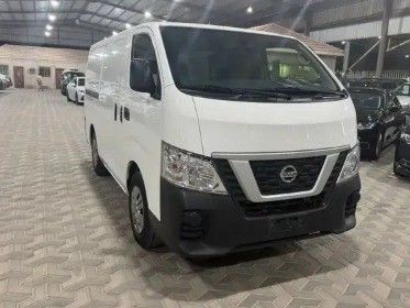 Подержанный Nissan Urvan V (E26) / NV350 Urvan, 2.5 л, 2021 в Саудовская Аравия, Даммам от معرض الشموخ كارز Белый цвет. GCC | AUTO.AE | Объявление #258567