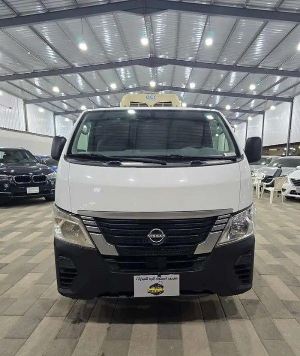 Подержанный ⁦Nissan Urvan V (E26) / NV350 Urvan, 2.5 л, 2023⁩ в Саудовская Аравия, Даммам от معرض اسطول الدرة للسيارات Белый цвет. GCC | AUTO.AE | Объявление #280135
