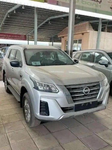 جديدة Nissan X-Terra, 2.5 l, 2024 في في المملكة العربية السعودية, الدمام من معرض احدث المركبات ahdath، اللون فضي. مواصفات الخليج | AUTO.AE | إعلان #259514