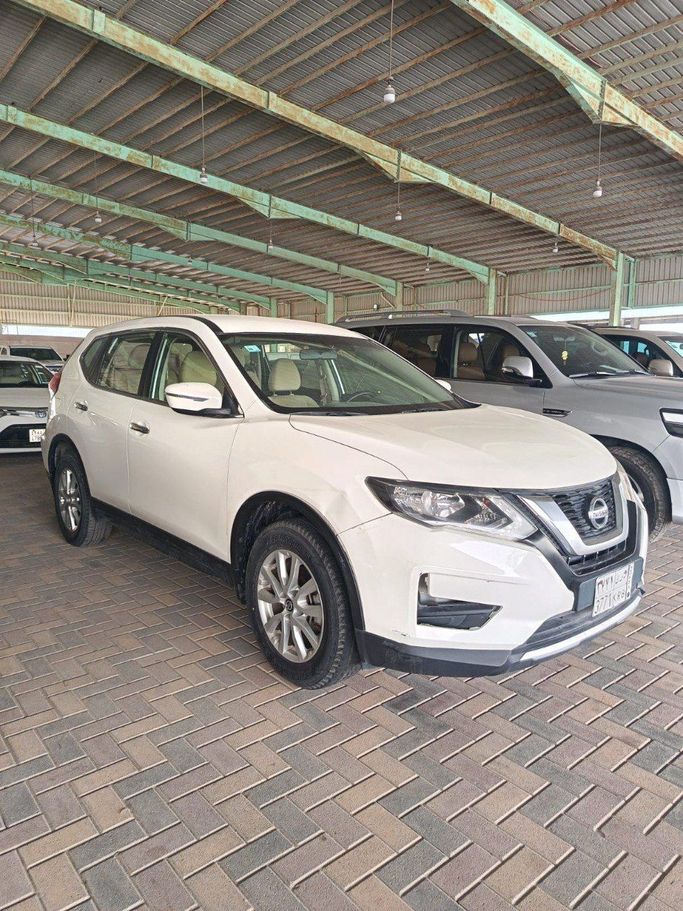Подержанный Nissan X-Trail III Рестайлинг, 2.5 л, 2021 в Саудовская Аравия, Даммам от معرض رواحل للسيارات Белый цвет. GCC | AUTO.AE | Объявление #258400
