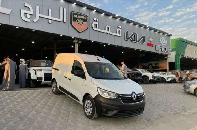 جديدة Renault Express ثانياً, 1.5 l, 2024 في في المملكة العربية السعودية, الدمام من قمة البرج للسيارات، اللون أبيض. أخرى | AUTO.AE | إعلان #267767