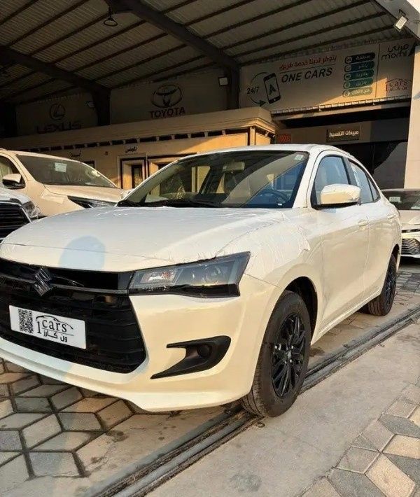 جديدة Suzuki DZire رابعاً، 1.2 لتر، 2026 في المملكة العربية السعودية، الدمام من معرض ون كارز للسيارات One Cars، اللون أبيض.  | AUTO.AE | إعلان #295285