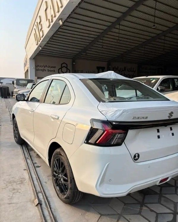 جديدة Suzuki DZire رابعاً، 1.2 لتر، 2026 في المملكة العربية السعودية، الدمام من معرض ون كارز للسيارات One Cars، اللون أبيض.  | AUTO.AE | إعلان #295285 — صورة 5 من 13