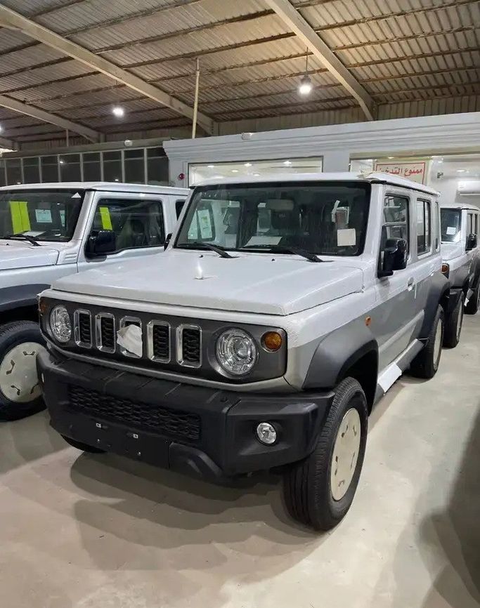 New Suzuki Jimny IV, 1.5 l, 2025 in Saudi Arabia, Dammam by جمال الدهان للسيارات, Grey color.  | AUTO.AE | Listing #281344