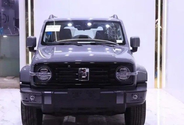 جديدة Tank 300 I, 2.0 l, 2026 في في المملكة العربية السعودية, الدمام من معرض شركة القيادة للسيارات، اللون رمادي.  | AUTO.AE | إعلان #264745