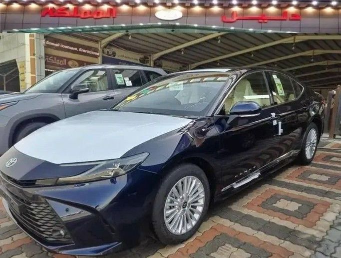 Новый Toyota Camry IX (XV80), 2.5 л, 2026 в Саудовская Аравия, Даммам от معرض دليل المملكة للسيارات dalil almamlakah Тёмно-синий цвет. GCC | AUTO.AE | Объявление #259245