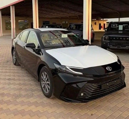 جديدة Toyota Camry التاسع (XV80), 2.5 l, 2026 في في المملكة العربية السعودية, الدمام من معرض ترند كارز للسيارات، اللون أسود. مواصفات الخليج | AUTO.AE | إعلان #259608