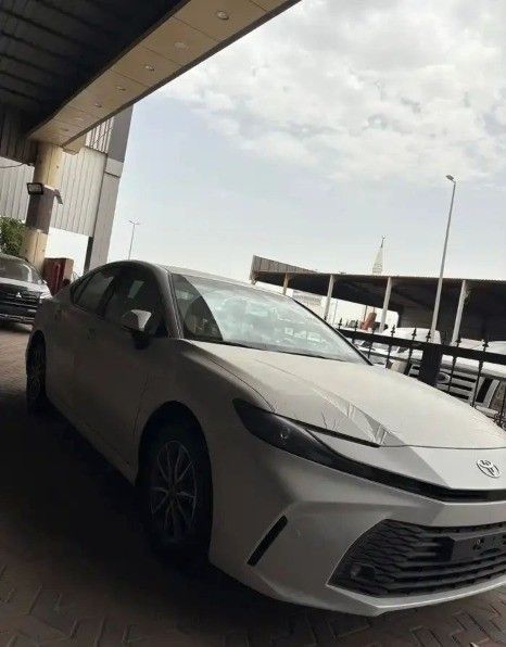 جديدة Toyota Camry التاسع (XV80), 2.5 l, 2026 في في المملكة العربية السعودية, الدمام من معرض الإنجاز للسيارات، اللون أبيض. مواصفات الخليج | AUTO.AE | إعلان #260741
