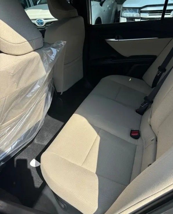 جديدة Toyota Camry التاسع (XV80)، 2.5 لتر، 2025 في المملكة العربية السعودية، الدمام من معرض ون كارز للسيارات One Cars، اللون فضي.  | AUTO.AE | إعلان #295270 — صورة 8 من 15