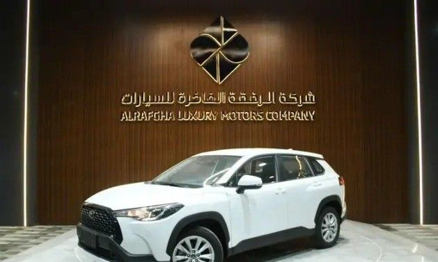 Новый Toyota Corolla Cross I, 1.8 л, 2025 в Саудовская Аравия, Даммам от الرفقة الفاخرة للسيارات Белый цвет.  | AUTO.AE | Объявление #262867