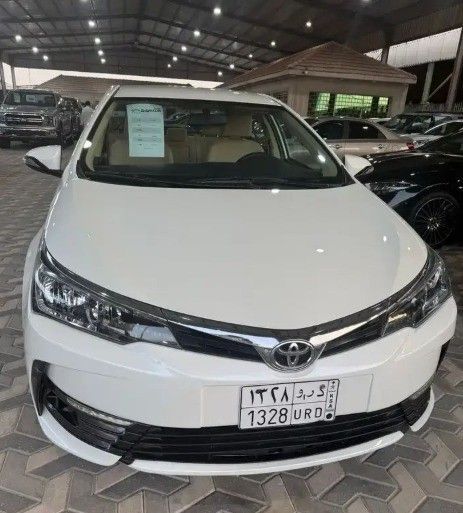 Used Toyota Corolla XI (E160, E170, E180) Facelift 1, 1.8 l, 2018 in Saudi Arabia, Dammam by معرض الشموخ كارز, White color. GCC Specs | AUTO.AE | Listing #258573