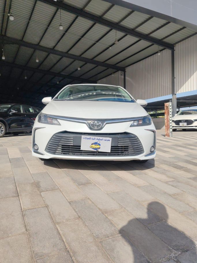 مستعملة Toyota Corolla XII (E210), 1.5 l, 2024 في في المملكة العربية السعودية, الدمام من معرض اسطول الدرة للسيارات، اللون أبيض.  | AUTO.AE | إعلان #268277
