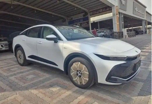 جديدة Toyota Crown السادس عشر (S230), 2.5 l, 2026 في في المملكة العربية السعودية, الدمام من معرض دليل المملكة للسيارات dalil almamlakah، اللون أبيض. مواصفات الخليج | AUTO.AE | إعلان #259268