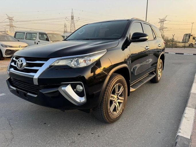 Подержанный Toyota Fortuner II, 2.7 л, 2017 в Саудовская Аравия, Даммам от معرض التاج الشمالي للسيارات Черный цвет. GCC | AUTO.AE | Объявление #259848