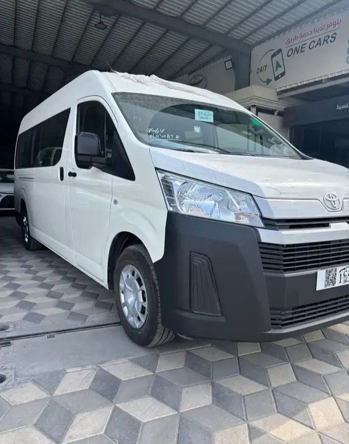 جديدة Toyota HiAce H300, 2.8 l, 2026 في في المملكة العربية السعودية, الدمام من معرض ون كارز للسيارات One Cars، اللون أبيض. مواصفات الخليج | AUTO.AE | إعلان #276773