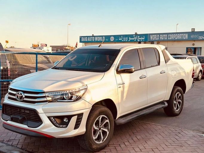 Used Toyota Hilux VIII, 4.0 l, 2020 in Saudi Arabia, Dammam by معرض التاج الشمالي للسيارات, White color. GCC Specs | AUTO.AE | Listing #259670