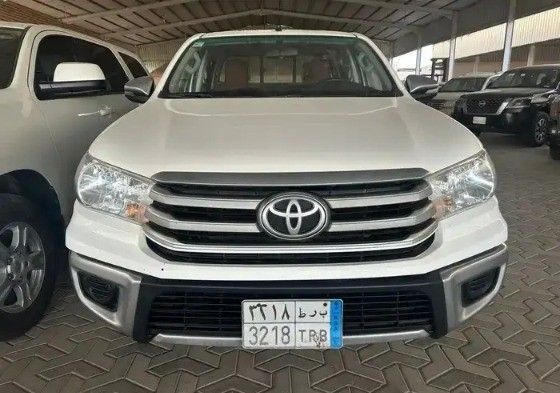 مستعملة Toyota Hilux فيس ليفت الثامن, 2.7 l, 2020 في في المملكة العربية السعودية, الدمام من معرض اعتماد الشرقية للسيارات، اللون أبيض.  | AUTO.AE | إعلان #261876