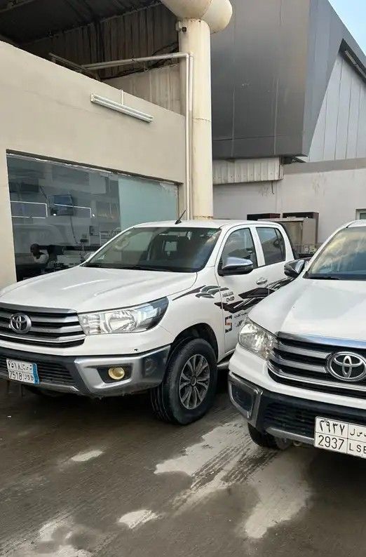 مستعملة Toyota Hilux ثامناً, 2.4 l, 2021 في في المملكة العربية السعودية, الدمام من معرض اعتماد الشرقية للسيارات، اللون أبيض.  | AUTO.AE | إعلان #261900