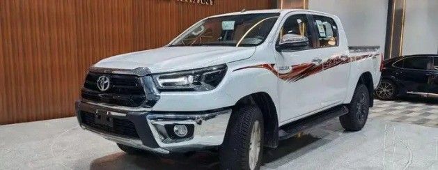 جديدة Toyota Hilux فيس ليفت الثامن, 2.7 l, 2026 في في المملكة العربية السعودية, الدمام من الرفقة الفاخرة للسيارات، اللون أبيض.  | AUTO.AE | إعلان #262239