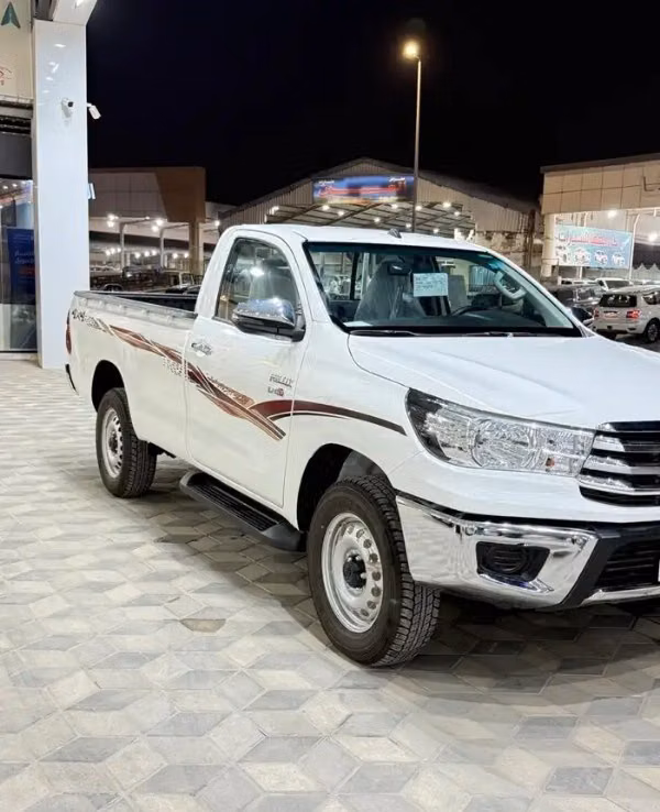 New Toyota Hilux VIII, 2.8 l, 2026 in Saudi Arabia, Dammam by معرض ون كارز للسيارات One Cars, White color.  | AUTO.AE | Listing #295797