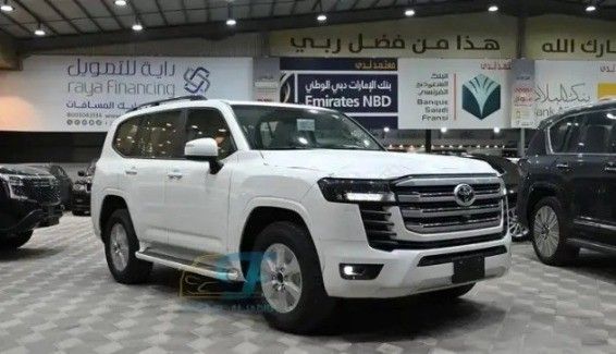 جديدة Toyota Land Cruiser Twin Turbo السلسلة 300, 3.5 l, 2026 في في المملكة العربية السعودية, الدمام من معرض مجموعة الفجر الجديد للسيارات، اللون أبيض.  | AUTO.AE | إعلان #258966