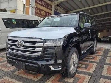 New Toyota Land Cruiser Twin Turbo 300 Series, 3.5 l, 2026 in Saudi Arabia, Dammam by معرض دليل المملكة للسيارات dalil almamlakah, Black color. GCC Specs | AUTO.AE | Listing #259240