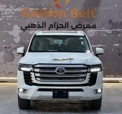 New Toyota Land Cruiser Twin Turbo 300 Series, 3.5 l, 2023 in Saudi Arabia, Dammam by معرض الحزام الذهبي للسيارات, White color. GCC Specs | AUTO.AE | Listing #260428