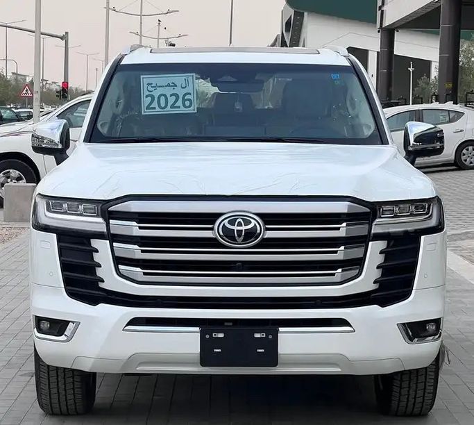 New ⁦Toyota Land Cruiser Twin Turbo 300 Series, 3.5 l, 2026⁩ in Saudi Arabia, Dammam by معرض ال جميح للسيارات الدمام, White color. GCC Specs | AUTO.AE | Listing #280677